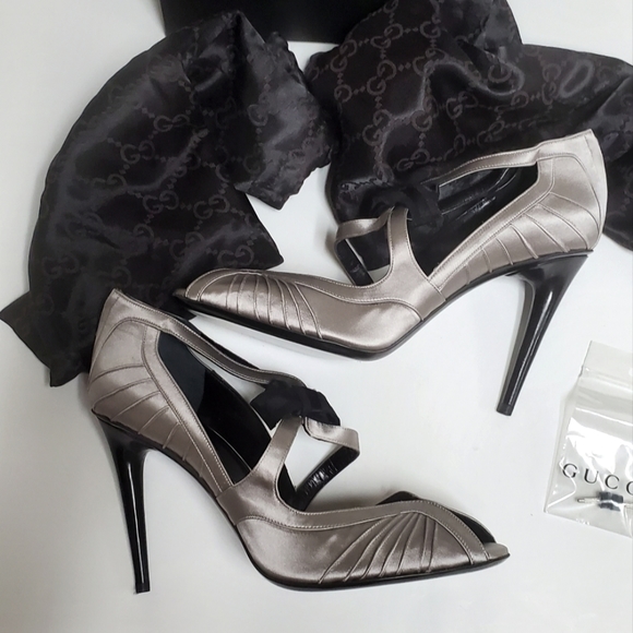 New Tom Ford for Gucci Satin Runway Sarah Jessica Parker Heels Pumps Sz 9.5 - Picture 6 of 9